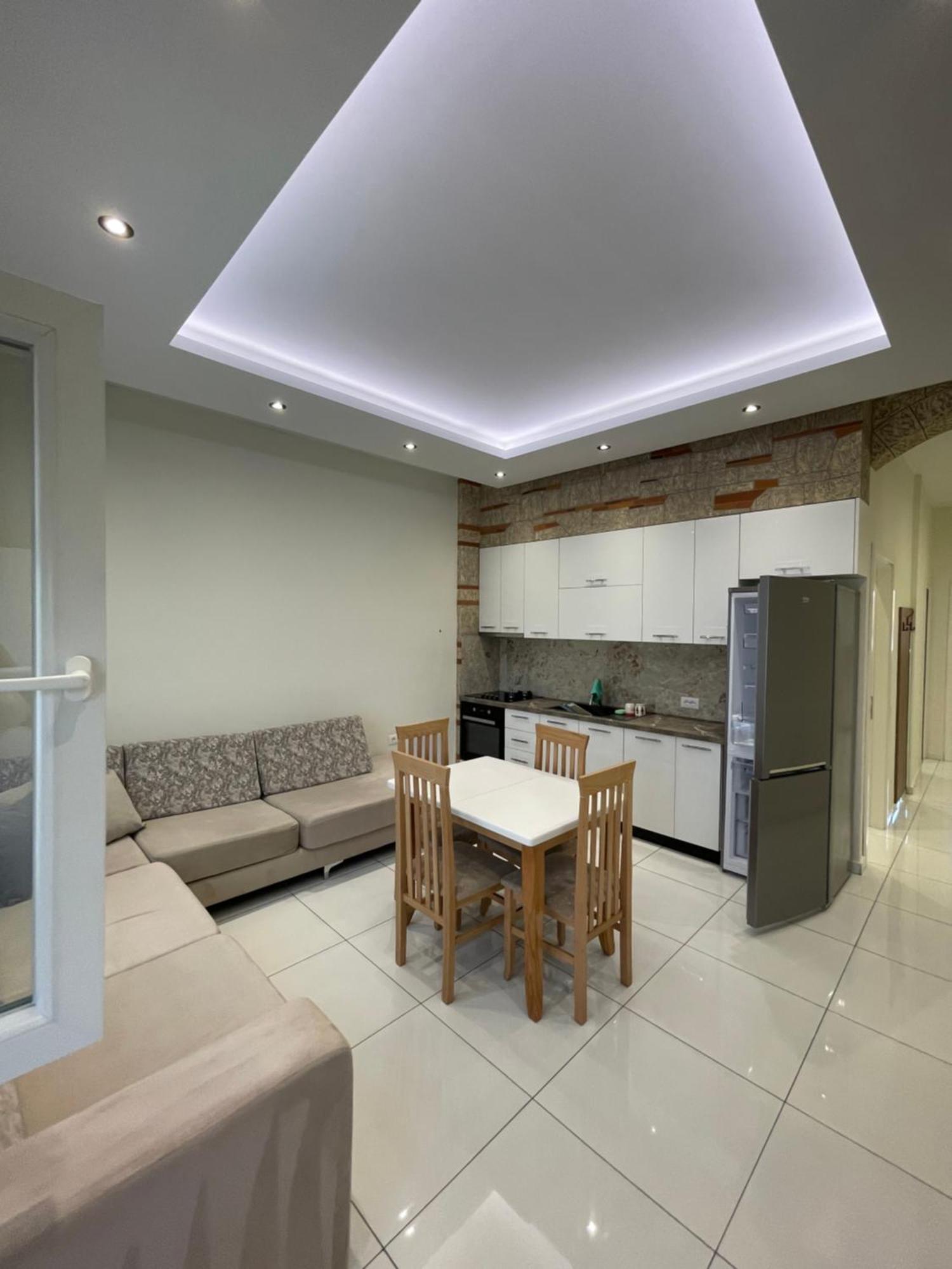 Franco Apartments Тирана Екстериор снимка