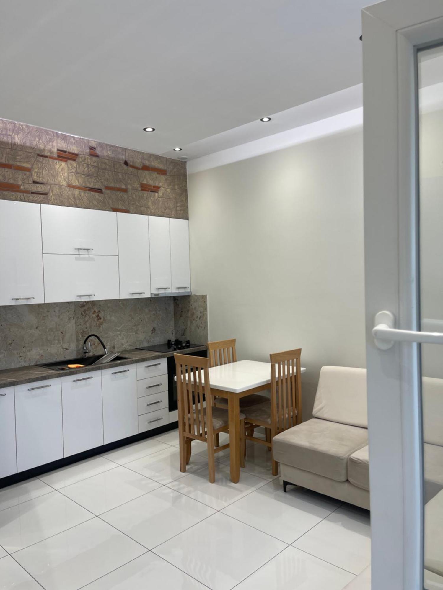Franco Apartments Тирана Екстериор снимка