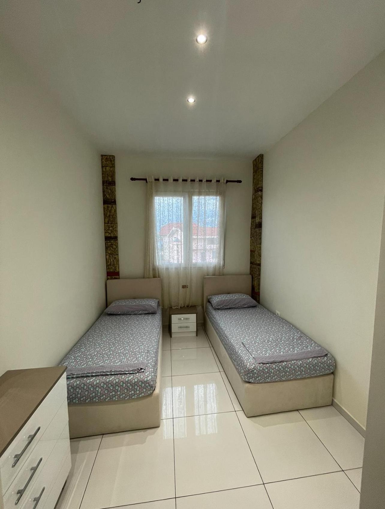 Franco Apartments Тирана Екстериор снимка